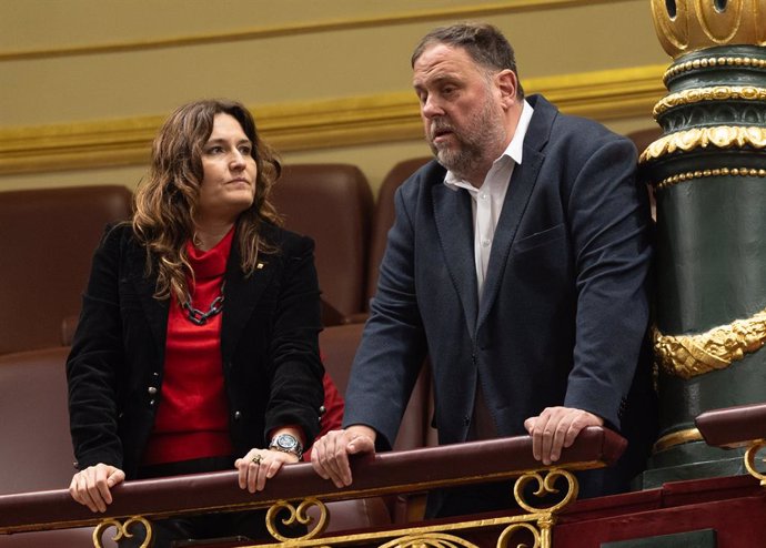 La consellera de Presidència, Laura Vilagrà, i el president d'ERC, Oriol Junqueras