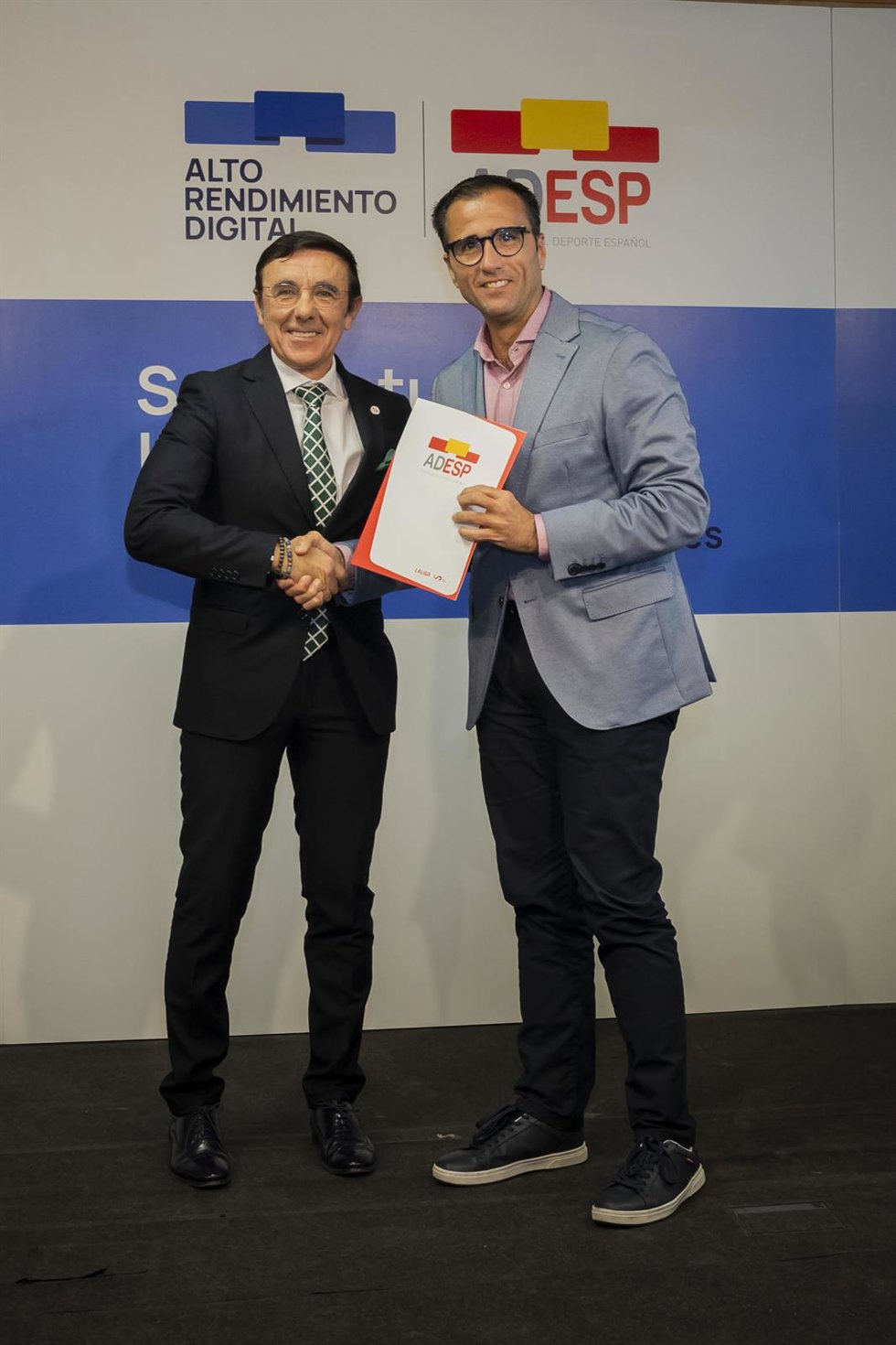 El viceconsejero de la Actividad Física y Deportes, Ángel Sabroso, en el Consejo Superior de Deportes