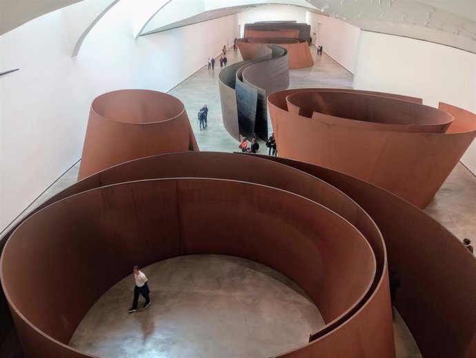 Conjunto escultórico "La materia del Tiempo", de Richard Serra, exhibida en el Guggenheim Bilbao