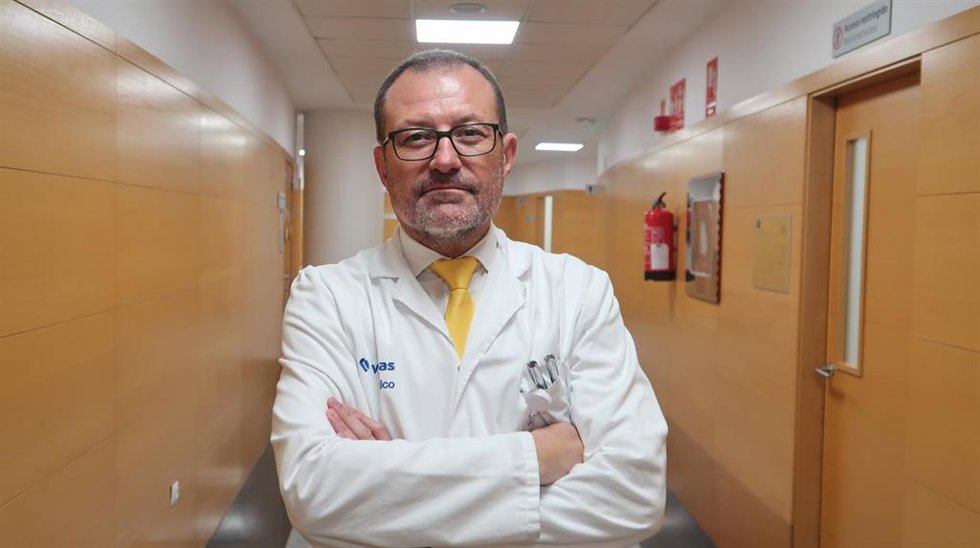 El doctor Juan Antonio Tena, obstetra de Vithas Sevilla.