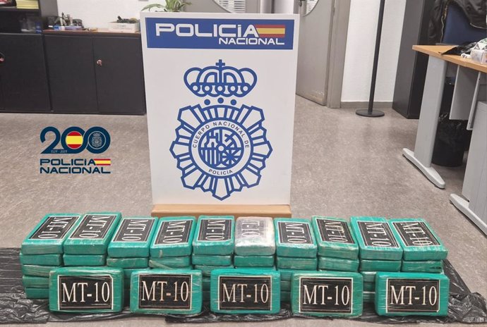 Parte de la droga que ha incautado la Policía Nacional en la empresa investigada y radicada en el Puerto de La Luz y de Las Palmas