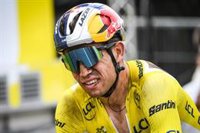 Wout van Aert se fractura una clavícula y varias costillas en la A Través de Flandes
