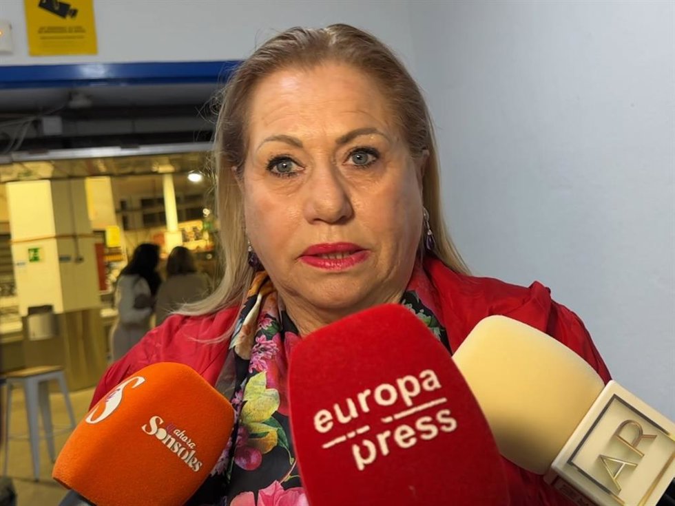 MAYTE ZALDÍVAR