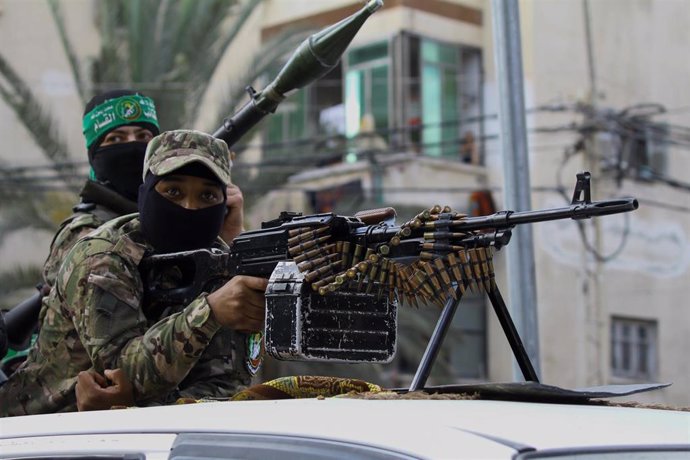 Archivo - Miembros de las Brigadas de Ezzeldín al Qassam, brazo armado del Movimiento de Resistencia Islámica (Hamás)