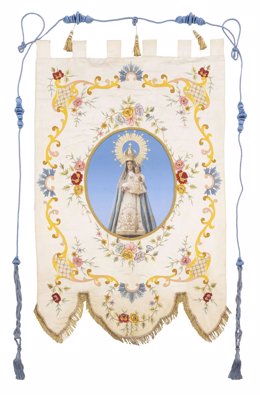 Archivo - Estandarte de Nuestra Señora de los Remedios de Horcajada de la Torre en Cuenca