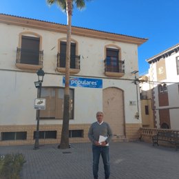 El portavoz del PP en el Ayuntamiento de Cantoria (Almería), Saturnino Fernández.