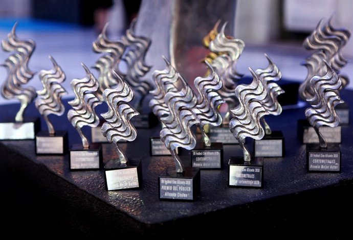 Tesselles, guardons que s'atorguen als premiats en les diferents categories del Festival Internacional de Cinema d'Alacant.