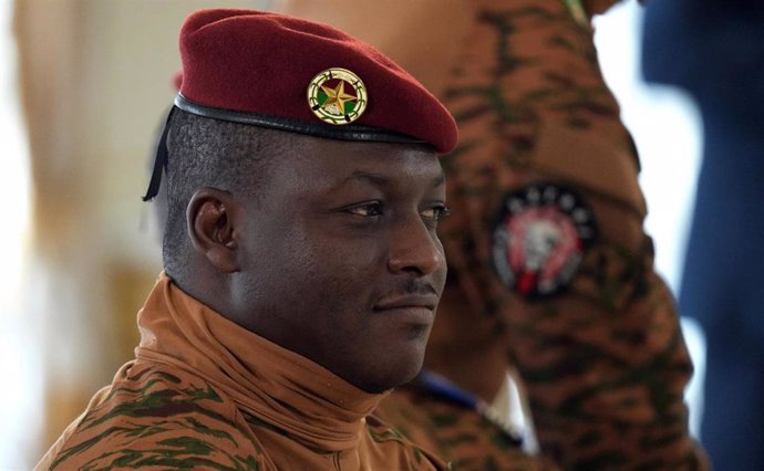 Archivo - Ibrahim Traoré, jefe de la junta militar de Burkina Faso.