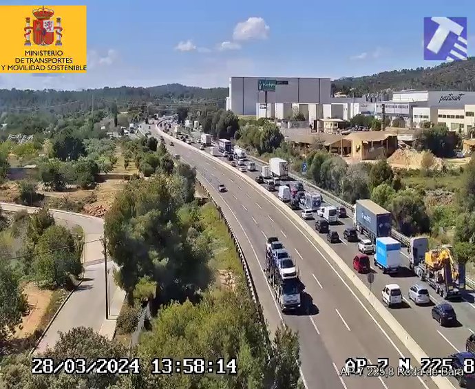 Unos 199.000 vehículos salen de Barcelona este jueves hasta las 15 horas por Semana Santa