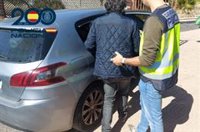Un detenido por un robo en una casa de campo de Elche y otros dos por vender los objetos sustraídos