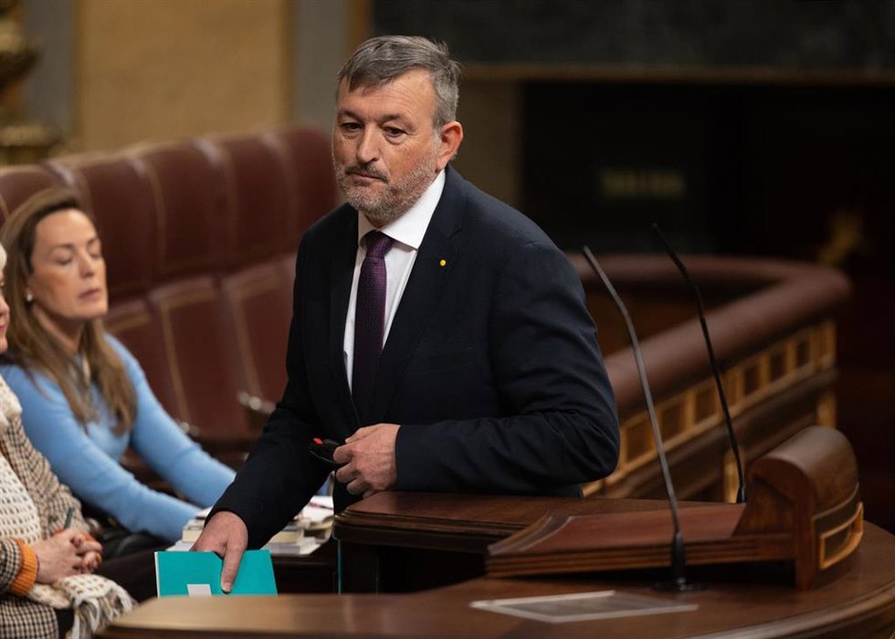 El diputado de Junts Josep Maria Cervera durante una sesión plenaria, en el Congreso de los Diputados, a 14 de marzo de 2024, en Madrid (España). 