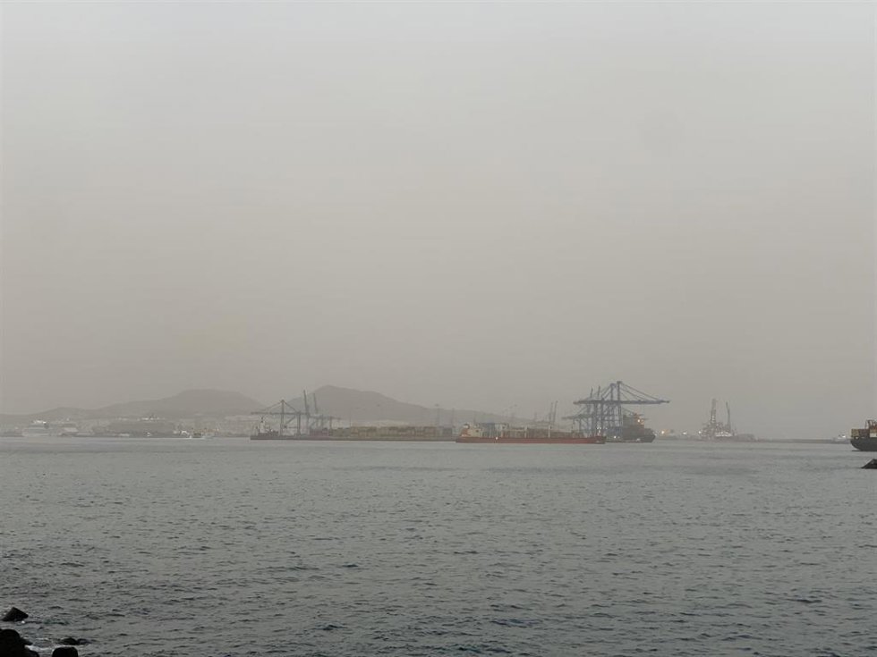 Archivo - Puerto de La Luz y de Las Palmas, calima en Las Palmas de Gran Canaria