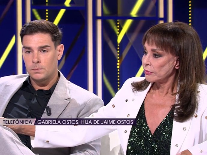 Jacobo Ostos y Mari Ángeles Grajal durante la emisión de '¡De Viernes!'.