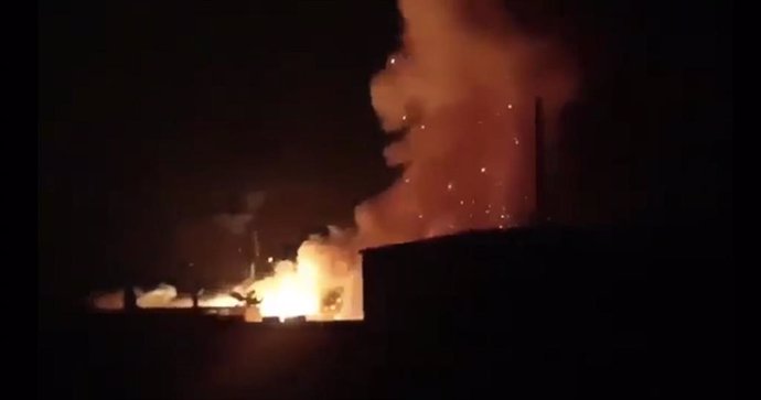 Imagen de un presunto ataque israelí en Alepo (Siria) 