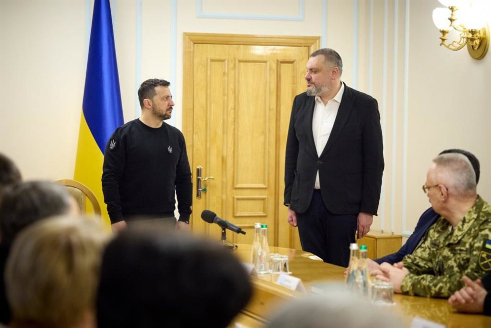 Oleksander Litvinenko (a la derecha), nuevo jefe de la Seguridad Nacional de Ucrania