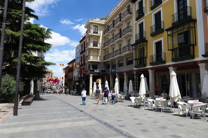 Calle Mayor de Guadalajara.