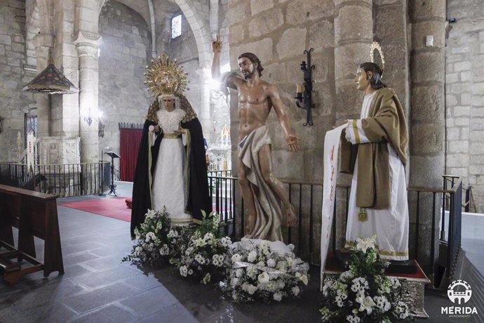 Imágenes procesionales del Domingo de Resurrección en Mérida