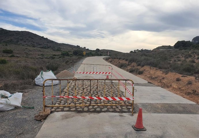 Obras que se están realizando en los accesos del Parque Regional de Calblanque para prevenir los atropellos sobre la fauna.
