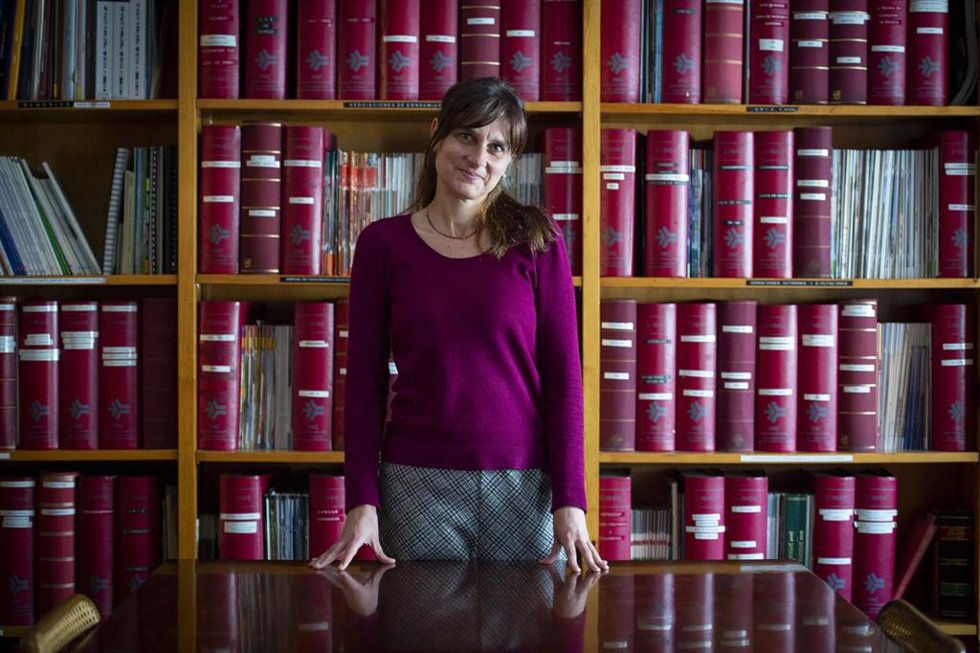 La directora General de Consumo, Bibiana Medialdea, posa para Europa Press, en la sede de Consumo, a 18 de marzo de 2024, en Madrid (España). Medialdea ocupa desde el año 2020 el puesto de Directora General de Consumo. Bibiana Medialdea es doctora en Ec