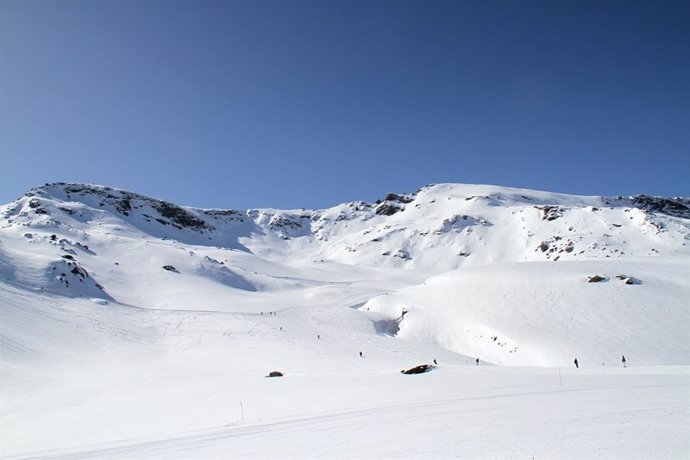 Archivo - Estación de esquí de Sierra Nevada.