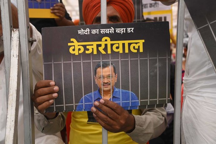 Manifestación por la liberación de Arwind Kejriwal, ministro principal de Delhi 