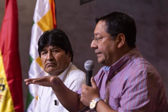 Archivo - Imagen de archivo del expresidente de Bolivia Evo Morales, y del presidente Luis Arce