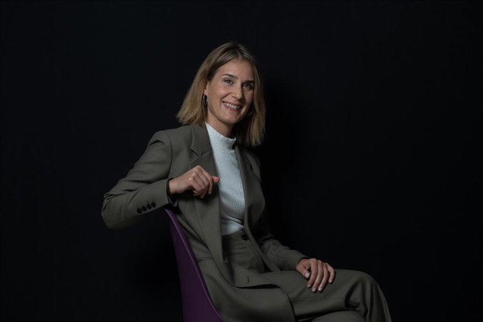 Archivo - La candidata de los Comuns a las elecciones catalanas, Jéssica Albiach, posa para Europa Press.