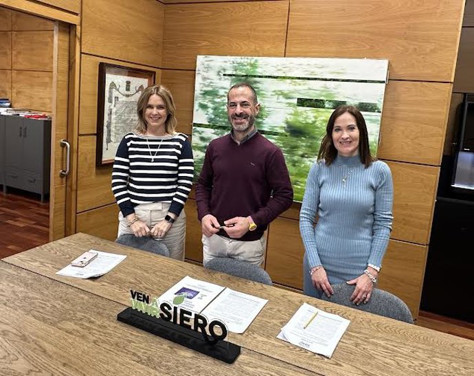 Ángel García, En El Centro