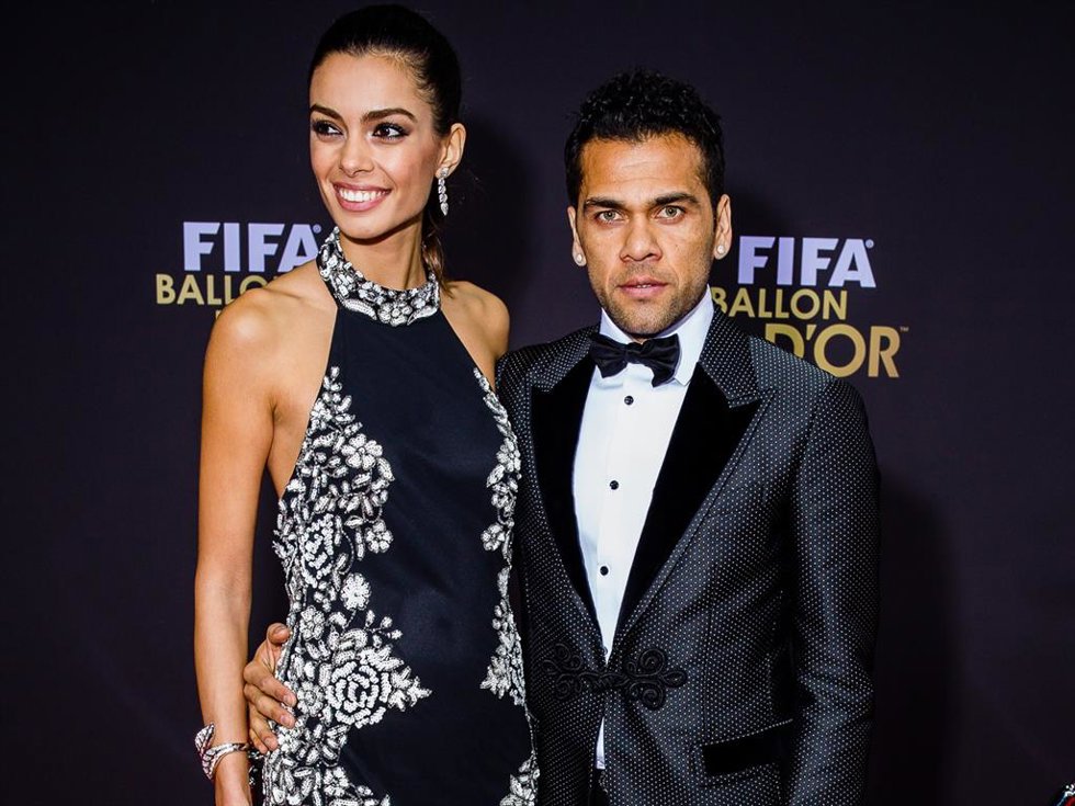 Archivo - Joana Sanz y Dani Alves en una imagen de archivo