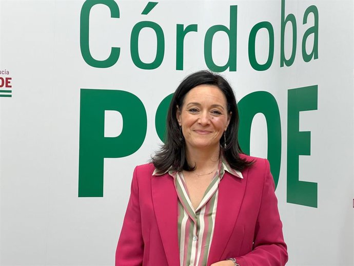 La secretaria general del PSOE de Córdoba, Rafi Crespín, en la sede provincial de su partido.