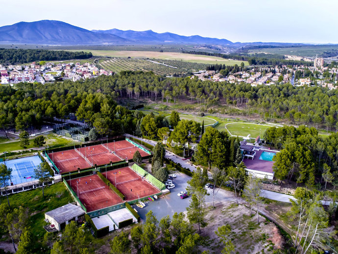 Instalaciones de la Real Sociedad de Tiro de Pichón de Granada.
