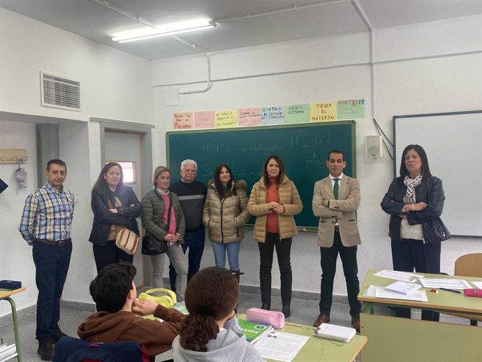 Visita el IES La Puerta de la Sierra.