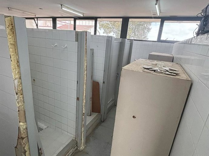 Estado de las duchas de los vestuarios