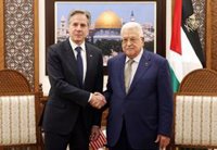 Blinken enfatiza a Abbas la necesidad de una Autoridad Palestina "revitalizada" tras el cambio de gobierno