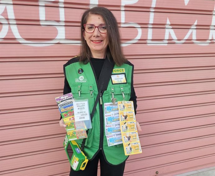 Guadalupe Ariza vendedora de la ONCE en Málaga