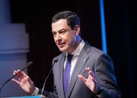 Moreno valora que Andalucía se mantenga a la "cabeza en reducción del paro" en España, aunque aún "queda mucho"