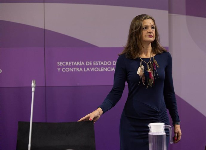 Archivo - La delegada del Gobierno contra la Violencia de Género, Carmen Martínez Perza, durante la presentación del estudio 'Impacto de la violencia de género y de la violencia sexual contra las mujeres en España: una valoración de sus costes en 2022'.