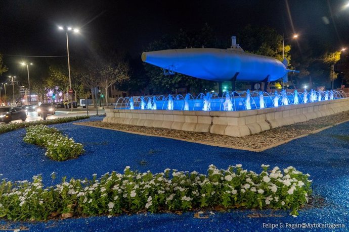 Archivo - La rotonda del submarino se iluminará de azul para conmemorar el Día del Autismo