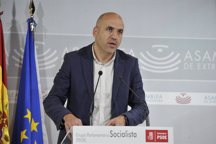 El diputado del PSOE en la Asamblea de Extremadura Juan Ramón Ferreira