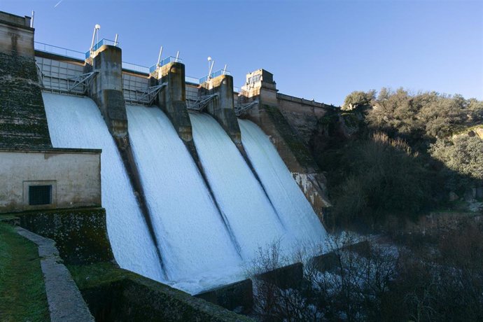 Archivo - Un embalse, en una fotografía de archivo