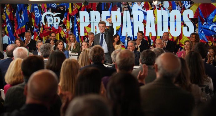 El líder del PP, Alberto Núñez Feijóo, preside la reunión de la Junta Directiva Nacional del PP cuando se cumplen dos años de su llegada a la Presidencia del PP. En Madrid, a 2 de abril de 2024.