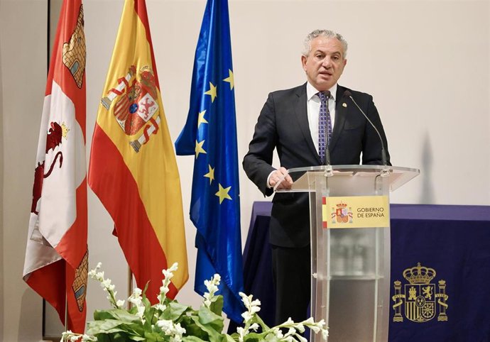 Archivo - El nuevo delegado del Gobierno en Castilla y León, Nicanor Sen, durante el acto de su toma de posesión, en la delegación del Gobierno de Valladolid, a 18 de diciembre de 2023, en Valladolid.