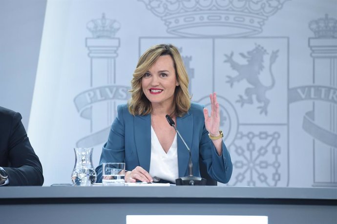 La ministra Portaveu i ministra d'Educació, Formació Professional i Esport, Pilar Alegria, durant una roda de premsa posterior a la reunió del Consell de Ministres, en el Palau de la Moncloa, a 2 d'abril de 2024, a Madrid (Espanya). 