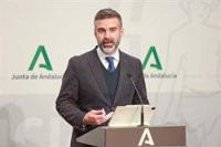 Junta no ve "incompatibilidad" en el director de la Empresa de Turismo y acusa al PSOE-A de denunciarlo para "embarrar"