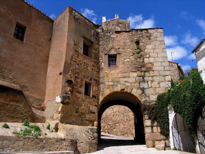 Archivo - Arco del Cristo de Cáceres