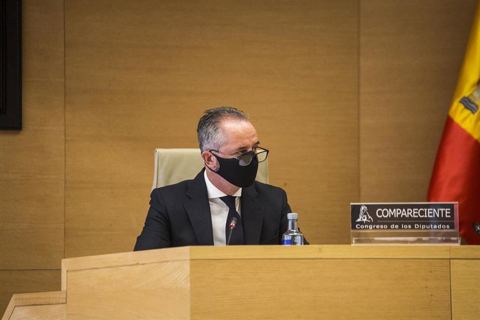 Archivo - El comisario Andrés Manuel Gómez Gordo durante una Comisión de Investigación sobre la utilización de medios del Ministerio del Interior para favorecer al PP y anular pruebas en casos de corrupción, en el Congreso de los Diputados, en Madrid, (