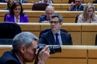 El PP acusa a Sánchez y Begoña Gómez de "tráfico de influencias conyugal" y Bolaños dice que sus palabras son miserables