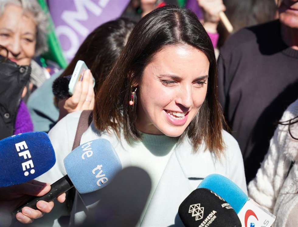 Archivo - La exministra y candidata de Podemos a las elecciones al Parlamento europeo, Irene Montero, en una imagen de archivo.