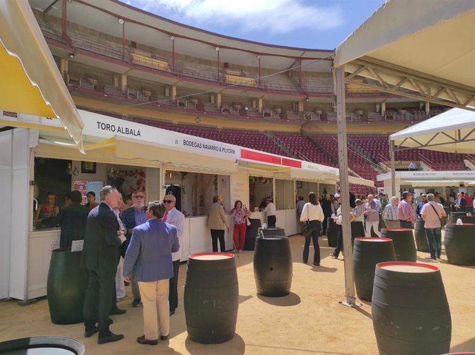 Celebración de la Cata de Vinos Montilla-Moriles en la Plaza de Toros en el año 2023.