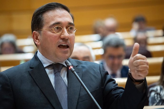 El Ministro de Asuntos Exteriores, José Manuel Albares, durante un pleno en el Senado, a 19 de marzo de 2024, en Madrid (España). La Mesa del Senado ha dado el visto bueno a tramitar la proposición de Ley orgánica de Amnistía y ha decidido que se haga por